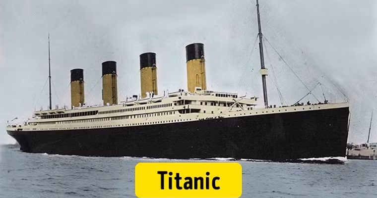 Cụ thể, Britannic bị đắm bởi một vụ nổ tạo nên lỗ thủng ở thân tàu vào năm 1916 ở vùng biển Aegean thuộc Hy Lạp. Tàu Titanic huyền thoại bị đắm sau khi va vào tảng băng trôi năm 1912.