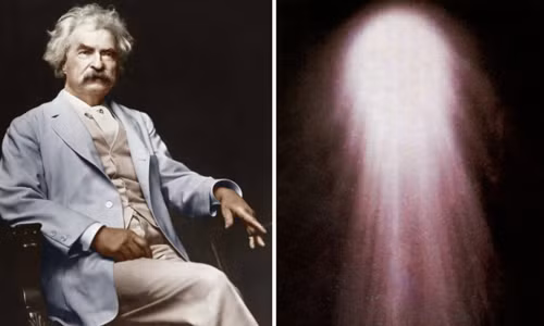 Mark Twain sinh vào ngày sao chổi Halley xuất hiện năm 1835. Một điều trùng hợp kỳ lạ là ông qua đời đúng ngày sao chổi Halley xuất hiện lần tiếp theo năm 1910.