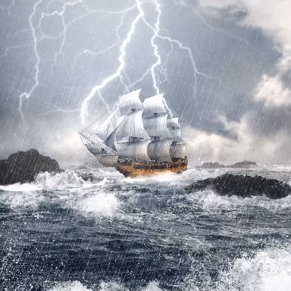 Năm 1683, tàu chiến Santissima Concepcion, còn gọi là El Grande, đang trên đường đến Tây Ban Nha thì gặp thảm kịch chìm tàu do bão. Khi ấy, con tàu chở lượng lớn bạc thỏi, gia vị, 680 kg vàng, 77 rương ngọc trai, 217 rương hàng hóa khác và 49 rương ngọc lục bảo.