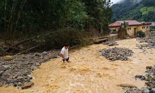 Thoi tiet hom nay (18/8): Thanh Hoa, Nghe An co nguy co lu quet