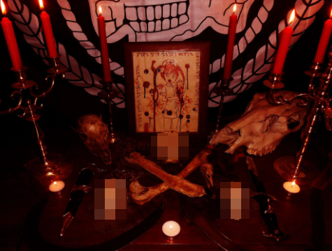 Những câu chuyện về “Thiên Linh cái” nghe có vẻ huyền bí: Họ giết người lấy đầu để điều khiển âm binh thiên tướng và sai khiến người khác. Thầy Hai Tưng từng thề thốt với mọi người rằng, ông chuyên ăn chay trường, không làm chuyện thất đức nên chỉ luyện “Thiên Linh cái” theo phương pháp lấy nhau thai của bé gái để sai khiến âm binh. Thầy Tưng hay tự hào khoe với bà con có thể giúp chị em “dụ” được đức lang quân về sau những ngày bị ruồng bỏ khiến nhiều phụ nữ thường xuyên lui tới để xin bùa và bốc thuốc. (Ảnh minh họa, nguồn Internet)