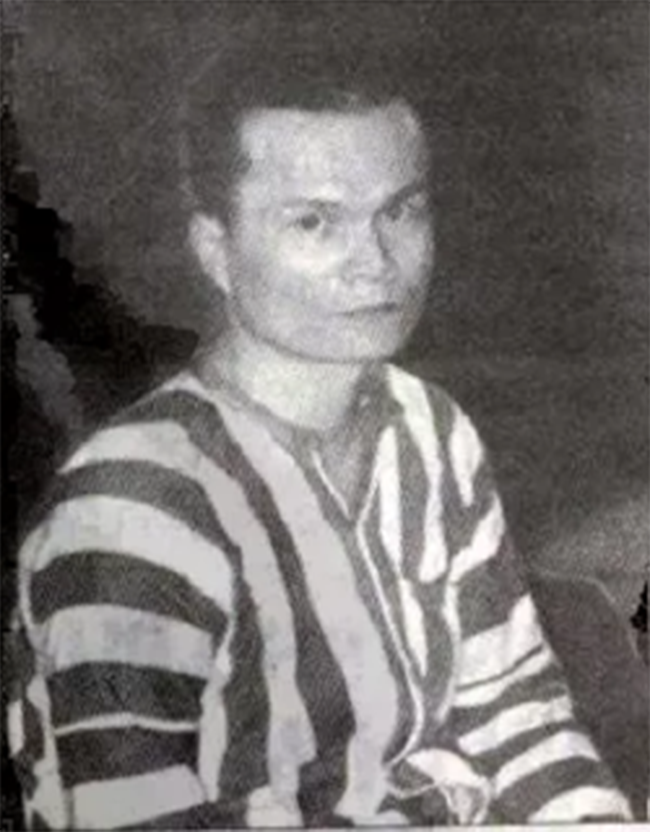 Trong quá trình bị cơ quan chức năng tạm giam điều tra, thầy Hai Tưng vẫn tin hắn đã luyện được thuật tà… “Thiên Linh cái”. Sau nhiều lần xét xử, thầy Hai bị tuyên án tử hình. Ngày thi hành án, y bắn tin ra ngoài sẽ dùng phép độn thổ trước mặt bà con để chứng minh được phép thuật kỳ diệu của “Thiên Linh cái”. Tuy nhiên, thầy Hai Tưng bị xử tử và người dân thực sự được chứng kiến ông ta đền mạng cho hành động reo rắc tội ác kinh hoàng. 