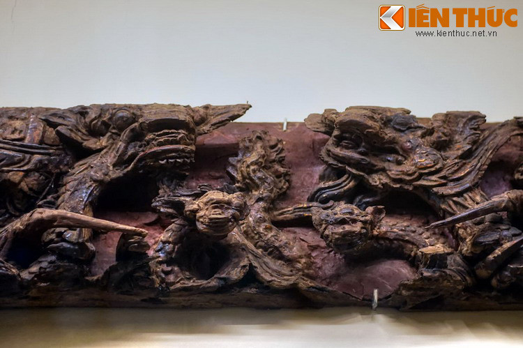 Điều này được thể hiện cô đọng qua hình tượng tiên nữ cưỡi rồng, một minh chứng cho sự khuất phục của tín điều Nho giáo trước tín ngưỡng bản địa truyền thống vốn đã ngấm vào máu người Việt suốt hàng nghìn năm.