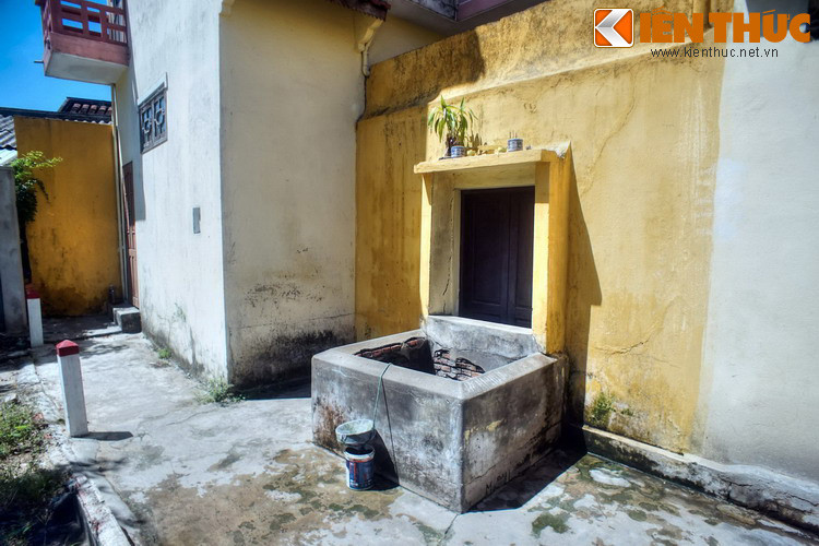 Rất nhiều giếng nước đã được đào khi cộng đồng Chăm còn thịnh vượng ở vùng đất này. Ngoài việc phục vụ nhu cầu hàng ngày, người Chăm còn dùng nước giếng như mặt hàng trao đổi với các tàu buôn nước ngoài đến cảng thị Hội An.