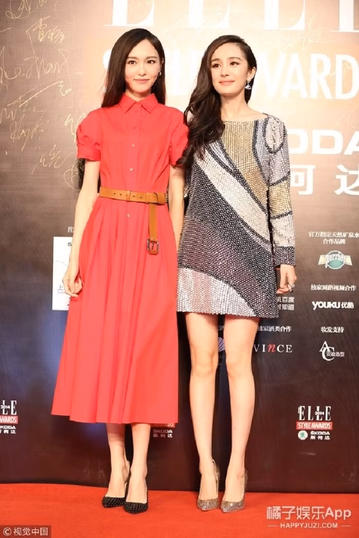 Mac tin don cach mat, Duong Mich chuc phuc Duong Yen ngay cuoi