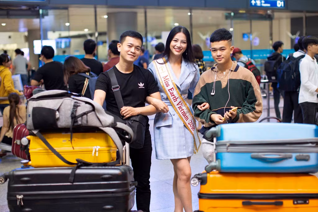 Thuc hu tin don Phuong Khanh hen ho bac si Chiem Quoc Thai