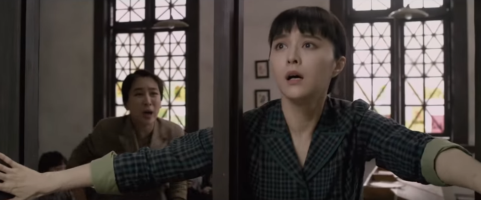 Pham Bang Bang phai rao ban quan ao cu sau scandal tron thue?-Hinh-2