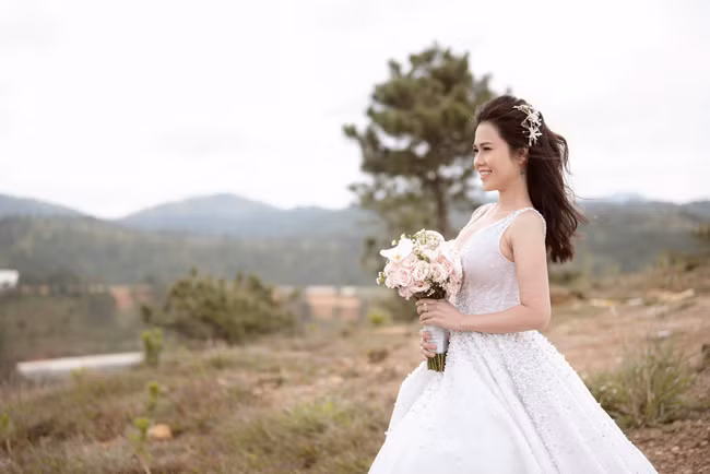 Dù bộ ảnh được chụp từ cách đây 4, 5 tháng nhưng hiện tại khi xem lại, cả hai vợ chồng đều vẫn còn nguyên cảm xúc.