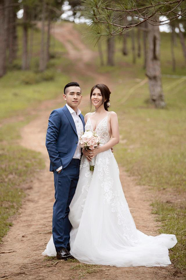 Hôm đó Đà Lạt se lạnh, nhưng nhờ sự ấm áp từ hai trái tim, Tiêu Quang và Ngọc Bích đã nhanh chóng hoàn thành ý tưởng của stylish cùng ê-kíp.