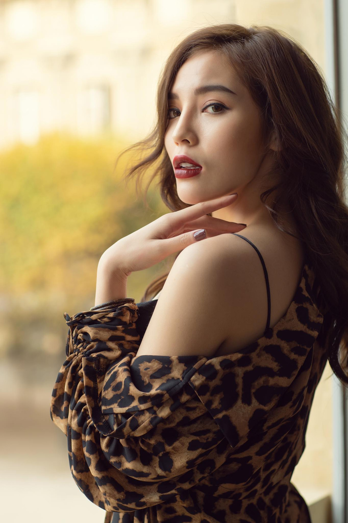 Dưới đây là hình ảnh của Kỳ Duyên tại Tuần lễ thời trang Paris 2018 khiến nhiều fan ngưỡng mộ.