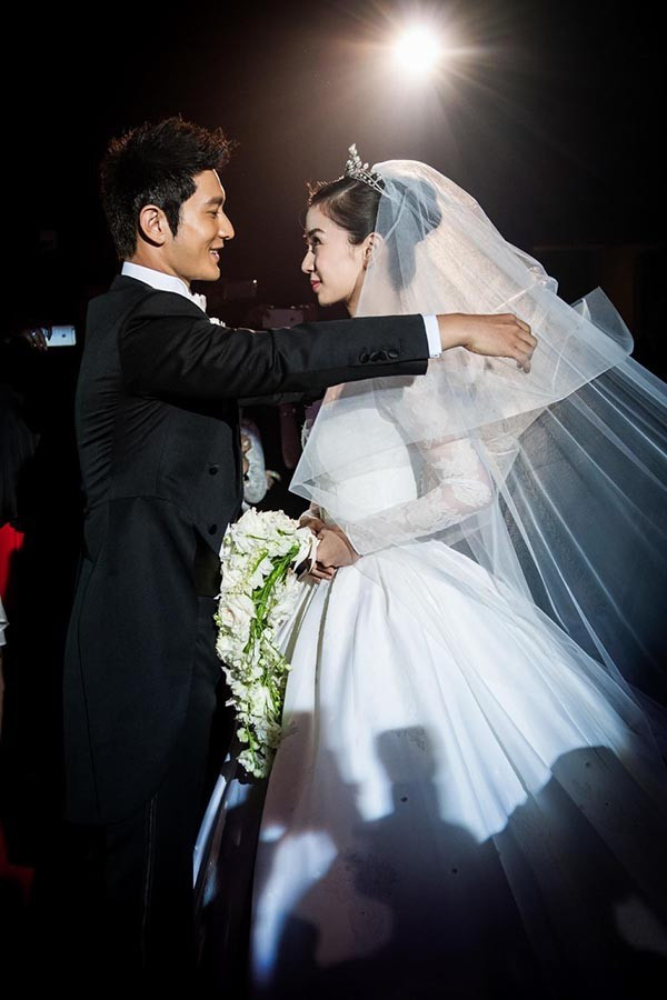 Huynh Hieu Minh - Angela Baby da ly hon, con trai o voi bo?-Hinh-4