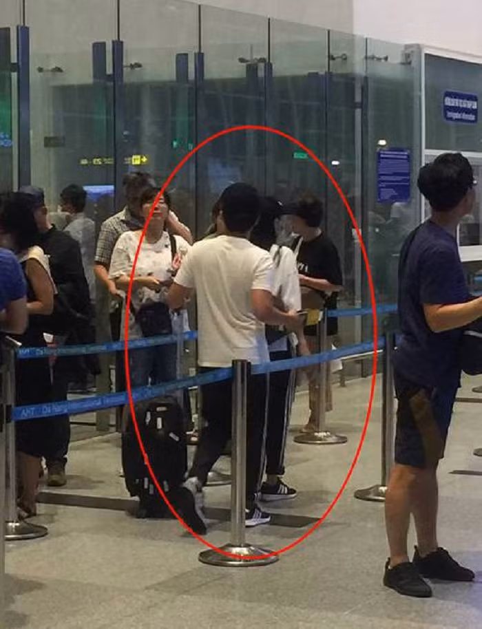 Lo anh Truong Giang di trang mat voi Nha Phuong tai Han-Hinh-3