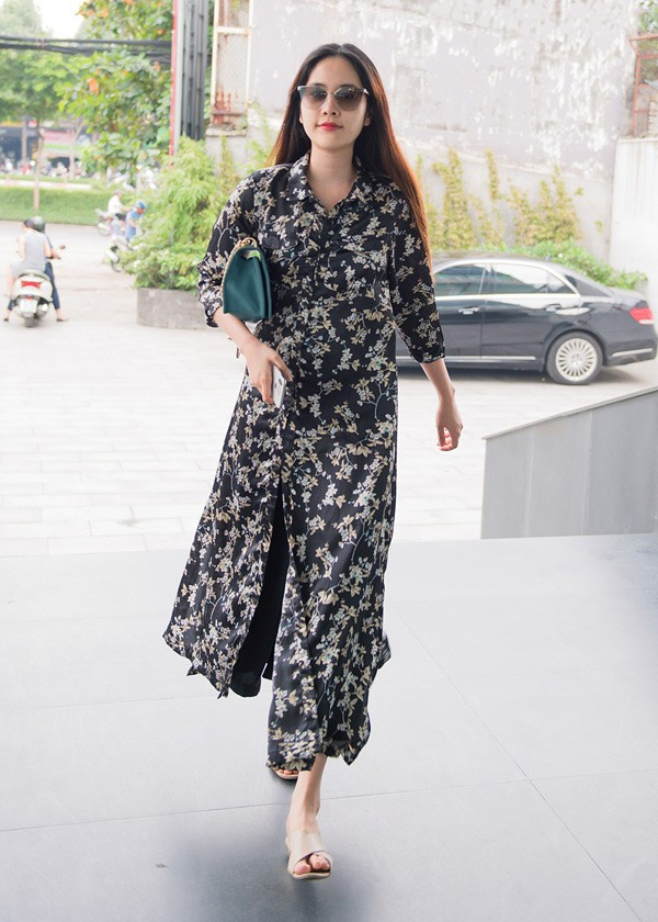 Phia Nam Em noi gi ve vong 2 nhu ba bau cua hoa khoi?-Hinh-3