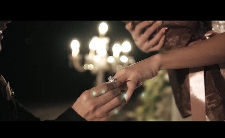 Ung Hoang Phuc cau hon ba xa Kim Cuong bang nhan 1,4 ty-Hinh-2