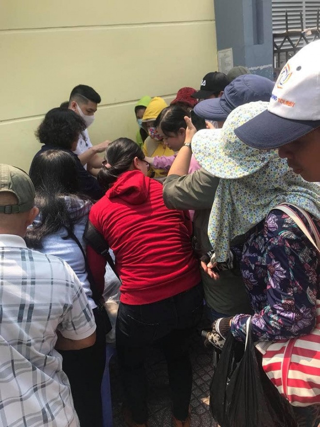 Trên trang cá nhân của mình, ca sĩ Noo Phước Thịnh cũng chia sẻ: "Những điều ý nghĩa tưởng chừng như rất nhỏ trong cuộc sống, nhưng lại đủ sức mạnh đánh tan đi bóng tối thị phi, sân si toan tính ngoài kia".