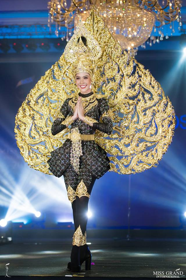 Kết quả người chiến thắng cuối cùng sẽ được công bố ở đêm chung kết diễn ra ngày 25/10. Trong hình là đại diện Thái Lan.