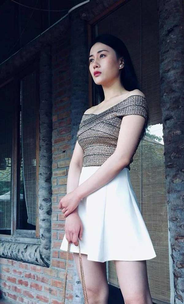 Dien vien “Quynh bup be” dau dau chon trang phuc gai lang choi-Hinh-4