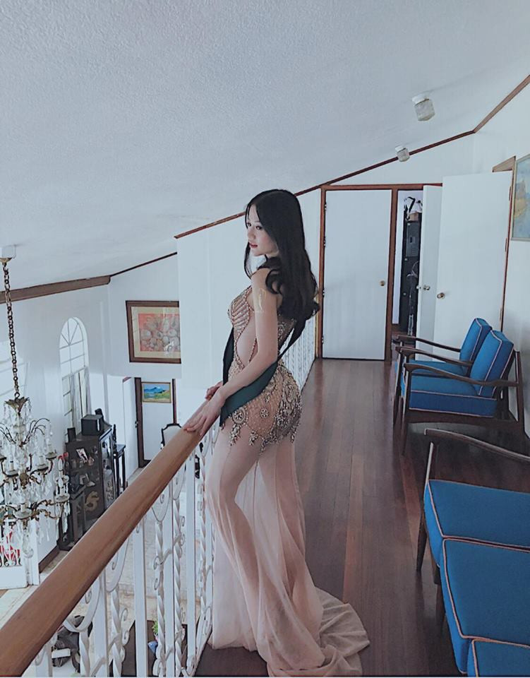 Để có thân hình đẹp và khỏe mạnh, Nguyễn Phương Khánh đã duy trì chế độ tập luyện khá nghiêm khắc.