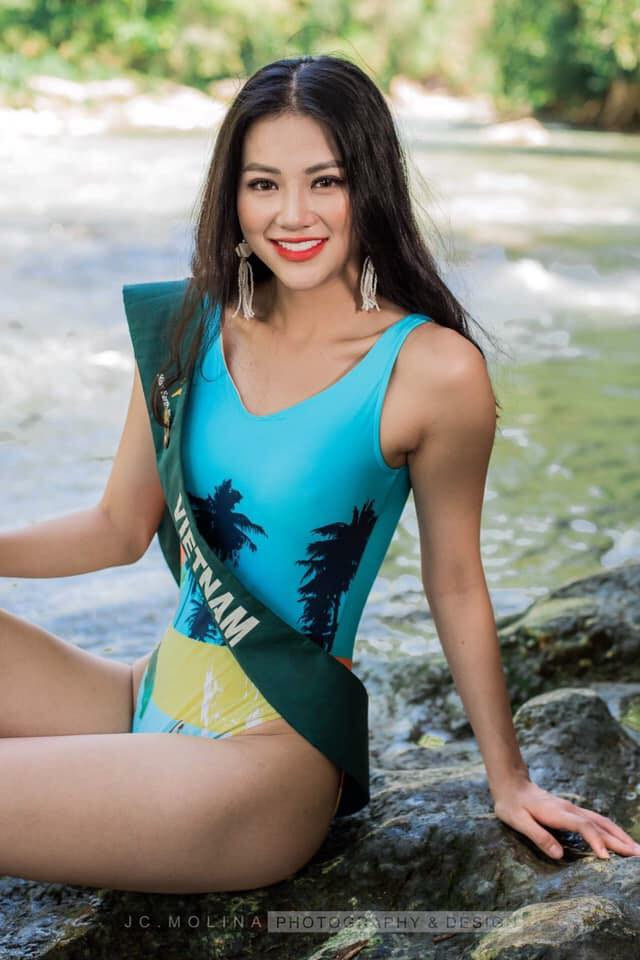 Sau khi đăng quang Miss Earth, có tin đồn Phương Khánh mua giải, tuy nhiên, đại diện đơn vị tổ chức đưa Phương Khánh đi thi đã lên tiếng phủ nhận. Bên cạnh đó, NTK Linh San - thành viên ban giám khảo cho biết, Phương Khánh là thí sinh quá mạnh tại cuộc thi năm nay.