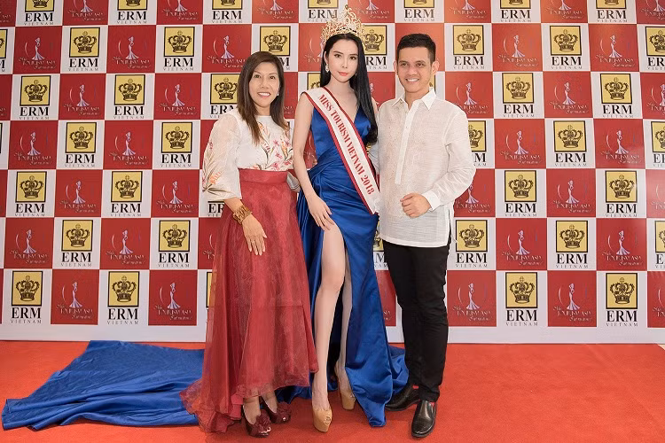 My nhan co “vong eo than thanh” thi Miss Tourism Queen Worldwide 2018-Hinh-2