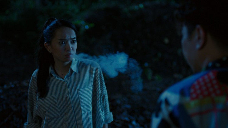 Kaity Nguyen hut vape trong teaser phim moi gay tranh cai-Hinh-2