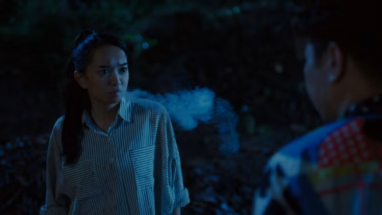 Kaity Nguyen hut vape trong teaser phim moi gay tranh cai-Hinh-2