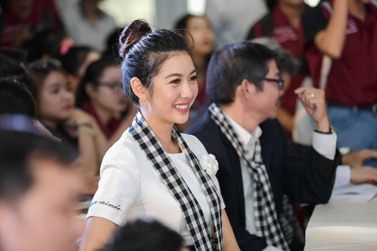 Hiện tại, Thúy Vân là một trong những người đẹp được đánh giá cao bởi tài năng, đời sống sạch scandal.