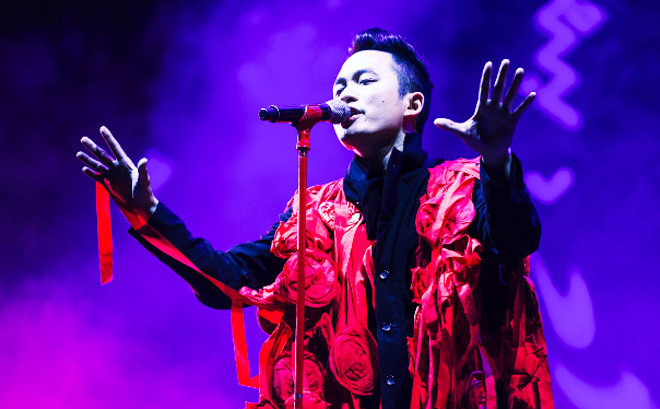 Tung Duong phat ngon soc: “Khong the nghe noi Taylor Swift 1 bai“-Hinh-4