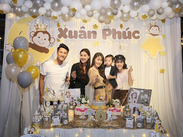 Quế Vân, hot girl Trâm Anh đến chúc mừng sinh nhật con trai của Kỳ Hân.