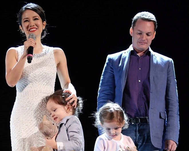 Chong cu Hong Nhung phan bac tin don ngoai tinh dan den ly hon