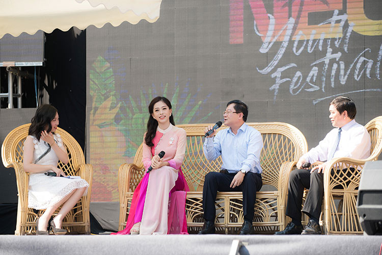 Trong buổi giao lưu, ông Lê Xuân Sơn – Trưởng BTC Hoa hậu Việt Nam 2018 cũng góp mặt.