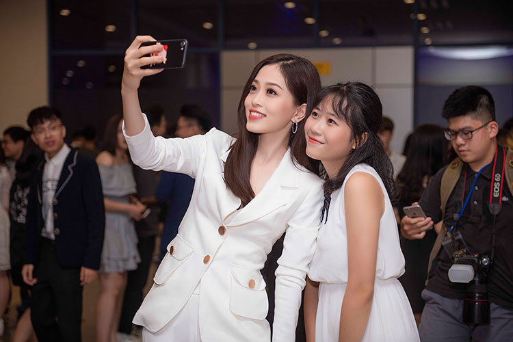 Nhiều khán giả cũng kỳ vọng Phương Nga sẽ làm nên chuyện tại Miss Grand International 2018.