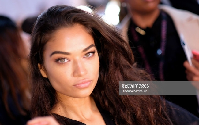 Siêu mẫu người Úc Shanina Shaik.