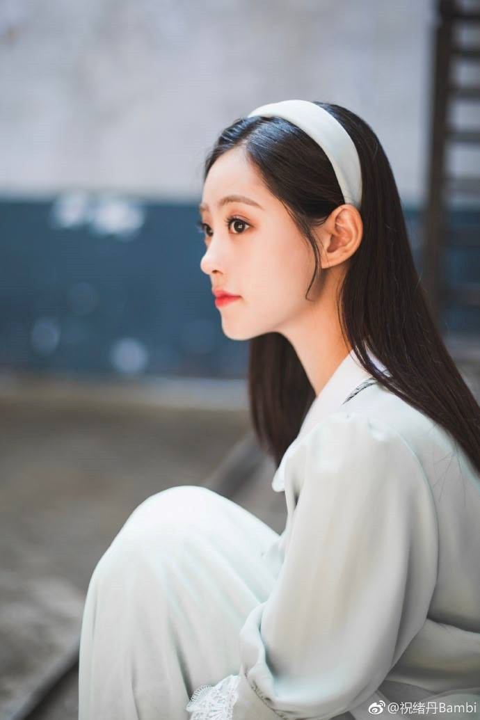 Giới phê bình cho rằng Chúc Tự Đan phù hợp với nhiều hình tượng nhân vật. Cái thiếu của cô là sự may mắn.