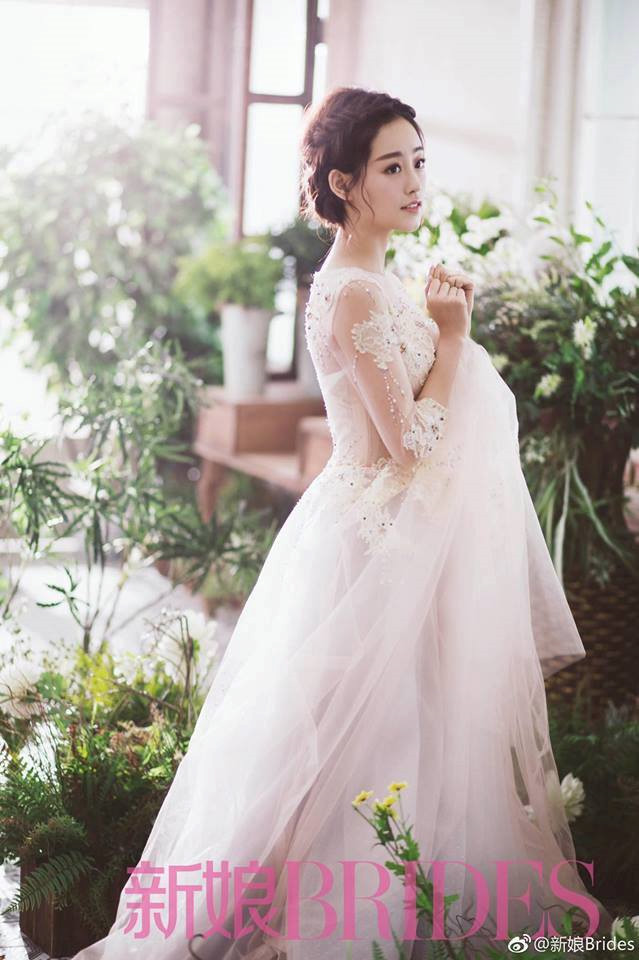 "Tôi không hiểu tại sao mình có duyên với những vai nội tâm giằng xé. Huyền Nữ cũng là cô gái đáng thương khi mãi đuổi theo mối tình vô vọng, lại mang trong lòng sự đố kỵ quá lớn. Chu Chỉ Nhược cũng là người phụ nữ giống như vậy", cô nói trên Cosmo.