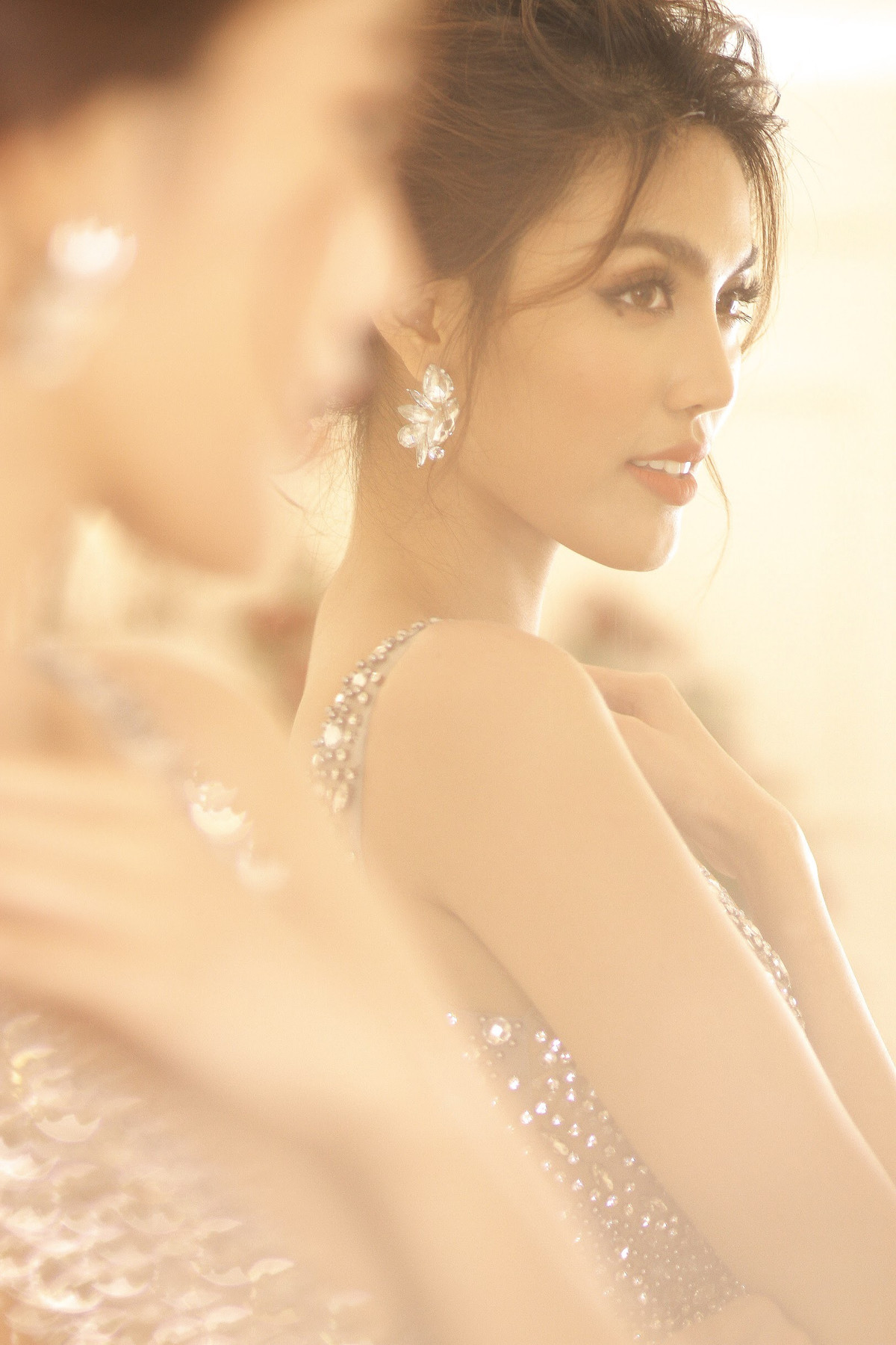 Ngam vay cuoi dep nhu mo cua Hoa khoi Lan Khue