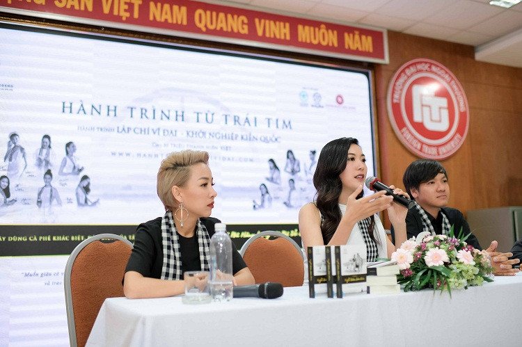 Thúy Vân từng thử sức ở nhiều cuộc thi sắc đẹp và giành không ít thành tích: Á khôi Áo dài Việt Nam 2014, Á hậu 3 cuộc thi Hoa hậu Quốc tế 2015. Cô còn lấn sân sang lĩnh vực MC và âm nhạc.