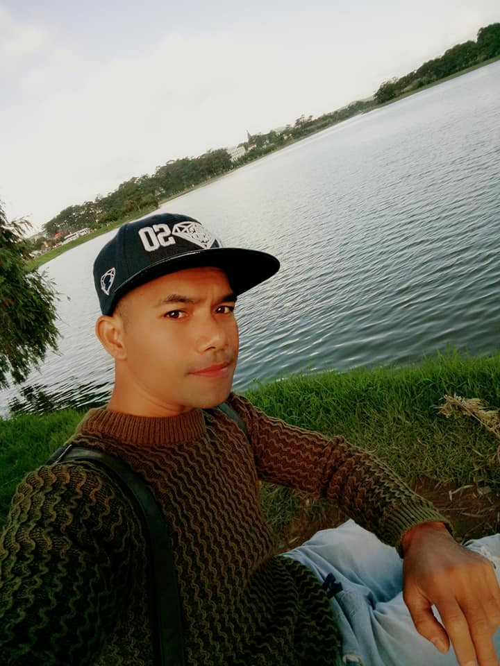 Vì không mang theo chứng minh thư nhân dân và bằng lái, nên nam ca sĩ Ya Suy bị lập biên bản giữ xe 7 ngày. Nam ca sĩ nhận lỗi về mình bởi anh bị mất ví nên chưa kịp làm giấy tờ tùy thân.