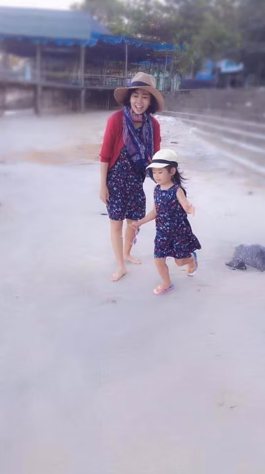 Mai Phuong khoe len trong thay sau 1 thang xuat vien-Hinh-2