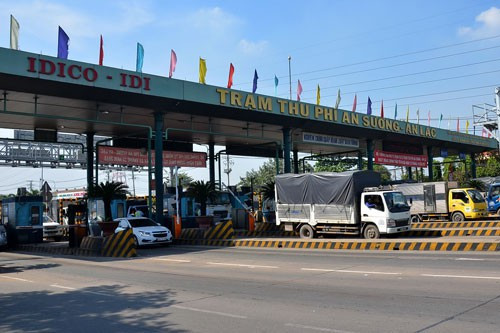 Buc tranh tai chinh xam xit cua “ong lon” BOT... diem ten HUT, HTI, CII