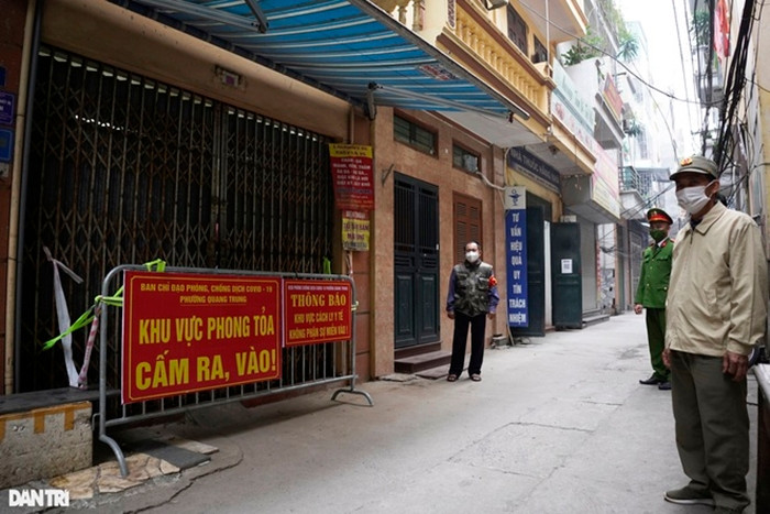 Can canh khu vuc hang chuc F1 tu cach ly tai nha o Ha Noi-Hinh-5