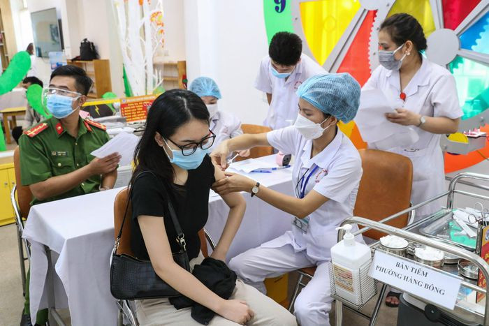 Ha Noi chuan bi cho tinh huong gia tang F0: Khong de bung dich