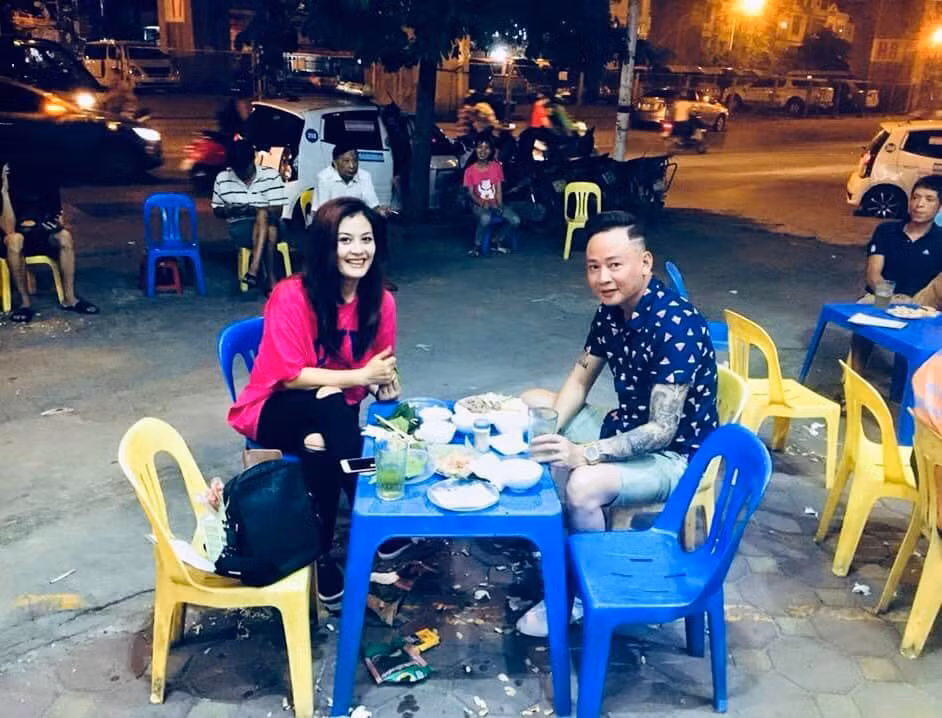 Moi quan he cua Tung Duong va vo 2 Hoa Thuy sau hon chuc nam ly hon-Hinh-3