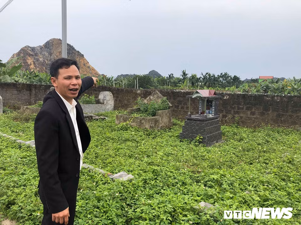 Bi an quanh nhung ngoi ‘mo chua’ khong lo tren dinh nui-Hinh-5