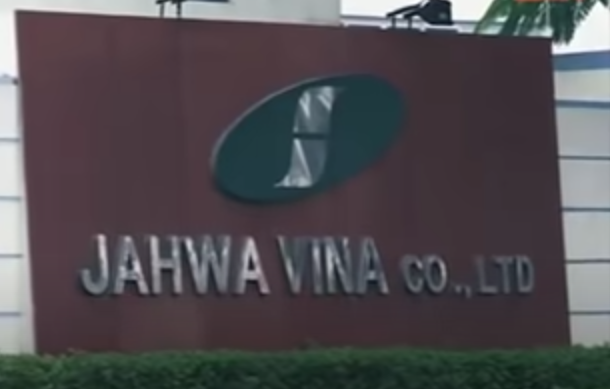 Sau 3 ngày vào cuộc, Công ty Jahwa Vina trong KCN Khai Quang cung cấp cho phía Công an thông tin quan trọng. Một nữ công nhân của Công ty là Lê Thị Thúy Ngần (SN 1988), quê tại huyện Thanh Ba, Phú Thọ không đến làm việc từ ngày 20/8/2013. Trên cơ sở của nguồn tin này, một tổ công tác được cử về gia đình chị Ngần tại Thanh Ba, Phú Thọ. Em gái ở trọ cùng chị Ngần (cùng làm việc trong KCN Khai Quang nhưng khác công ty) cho biết, chị Ngần đi từ đêm ngày 19/8/2013 đến nay vẫn chưa thấy về.