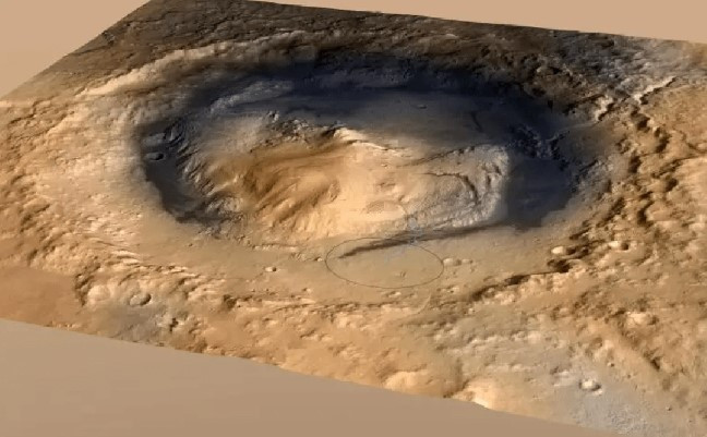 Tàu Curiosity đã đến được Gediz Vallis Ridge sau 3 lần thất bại trong 3 năm qua. Theo NASA, Curiosity cuối cùng đã đến được sườn núi trong lần thứ 4 vào ngày 14/8/2023 (tức ngày 3.923 trong sứ mệnh khám phá sao Hỏa). Sau khi nhận được các bức ảnh từ tàu Curiosity gửi về Trái Đất, các chuyên gia NASA đã điều chỉnh màu sắc các bức ảnh để phù hợp với điều kiện ánh sáng mà mắt người có thể nhìn thấy được.