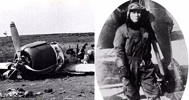 Khi phi công Nishikaichi đáp xuống Hawaii, người dân địa phương vẫn chưa biết rằng Nhật Bản đã tấn công hạm đội Mỹ ở Trân Châu Cảng nên chào đón người này một cách ân cần, mời ăn sáng. Trong khi đó, phi công Nishikaichi đánh đàn ghi ta và hát bài hát truyền thống của Nhật Bản để "đáp lễ".