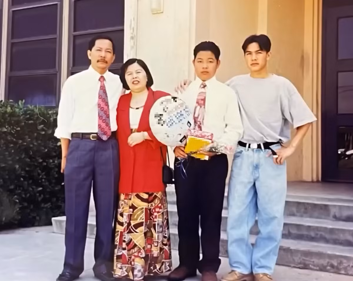 Quang Le he lo anh “doc” chup cung My Tam thoi chua noi tieng-Hinh-4