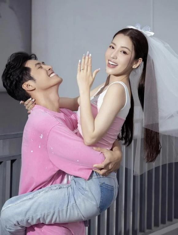 Gin Tuấn Kiệt xả kho ảnh cầu hôn Puka, xem hậu trường bật cười Gin Tuan Kiet xa kho anh cau hon Puka, xem hau truong bat cuoi