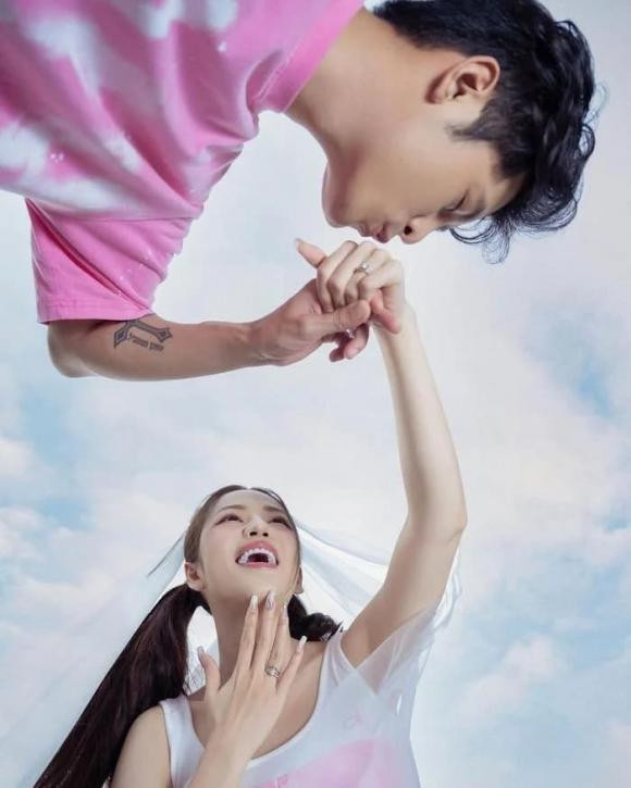 Gin Tuấn Kiệt xả kho ảnh cầu hôn Puka, xem hậu trường bật cười - Hình 2 Gin Tuan Kiet xa kho anh cau hon Puka, xem hau truong bat cuoi-Hinh-2